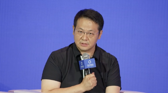 格式塔科技创始人彭雷：预计2035年到2045年，硅基层面的人工智能主体或将产生自主意识